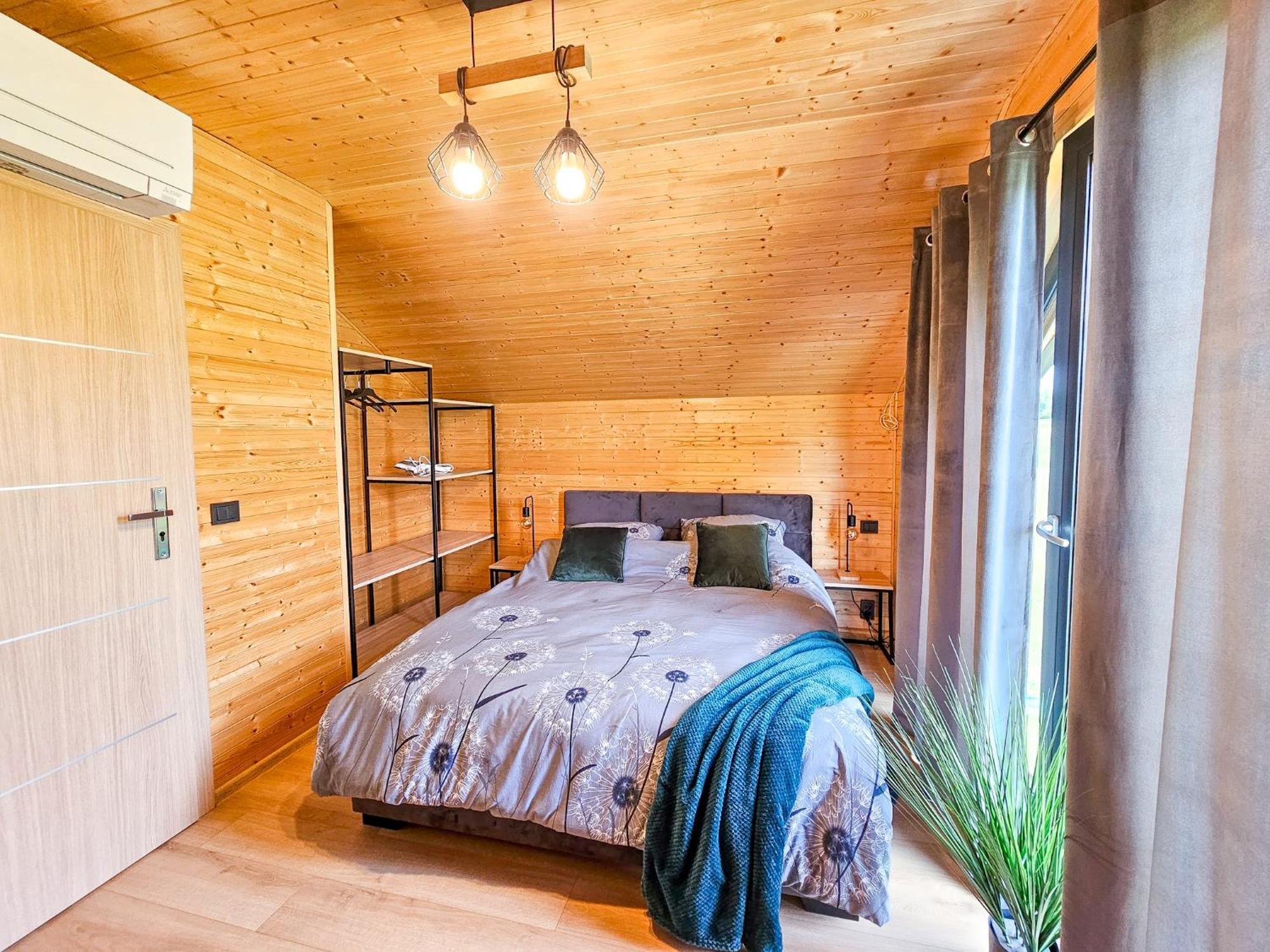 Diabolina - Sauna, Jacuzzi, Klimatyzacja, Kominki Ferienhaus Krajno Pierwsze