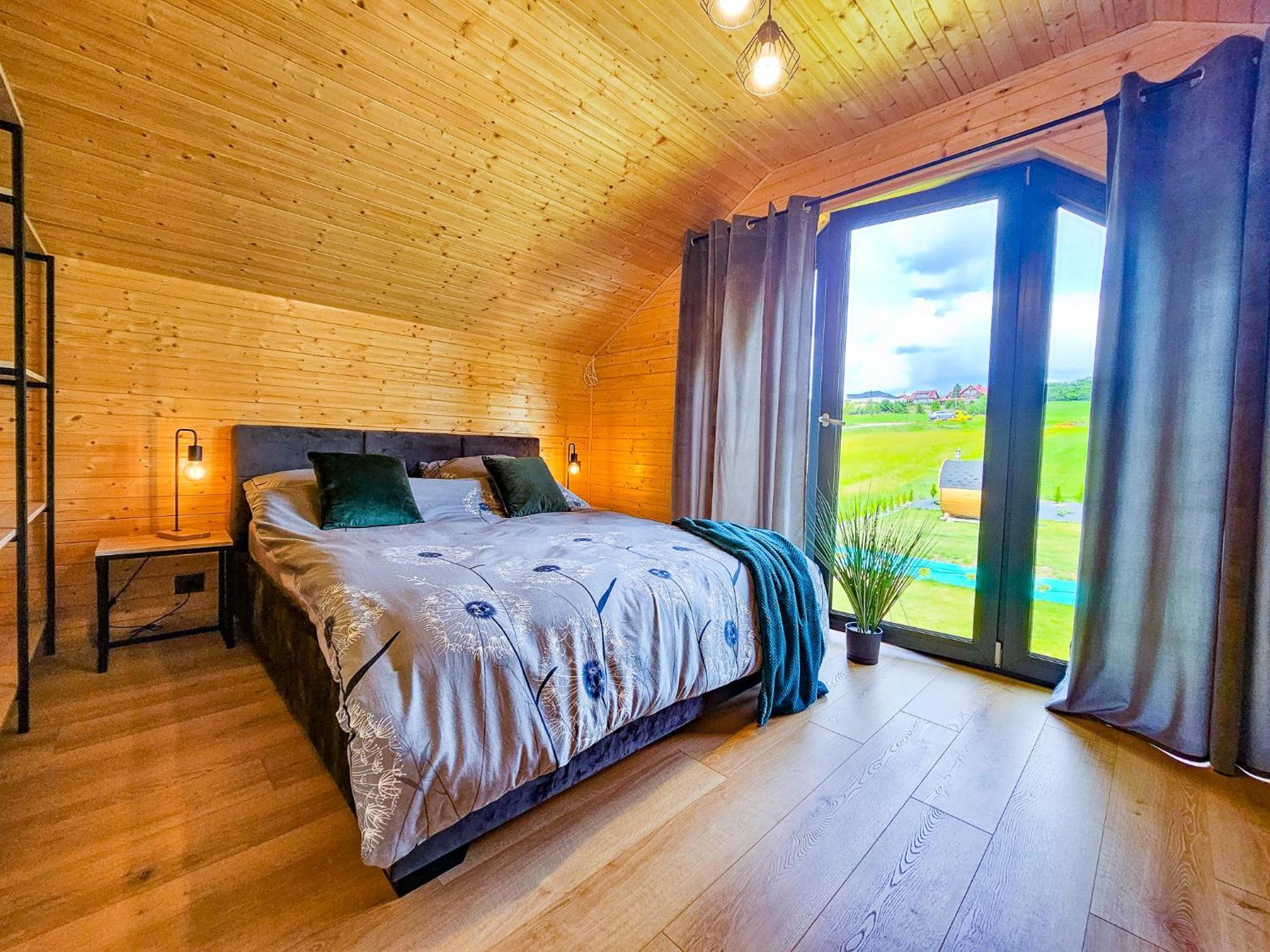 Diabolina - Sauna, Jacuzzi, Klimatyzacja, Kominki Ferienhaus