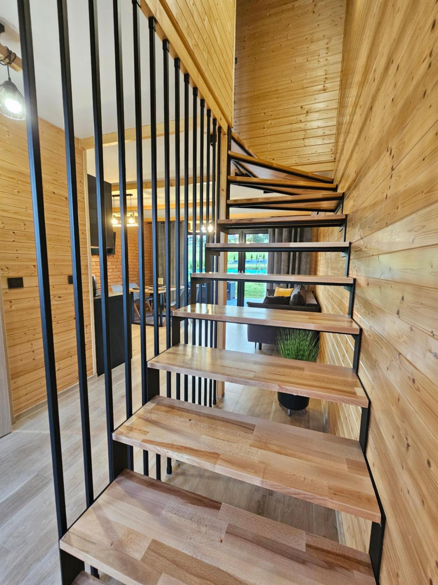 Diabolina - Sauna, Jacuzzi, Klimatyzacja, Kominki Ferienhaus